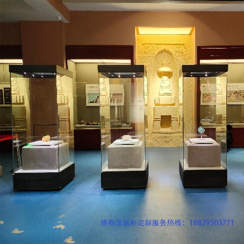 深圳市实创博物馆展柜设计制作的博物馆低反射独立高柜实创-A013